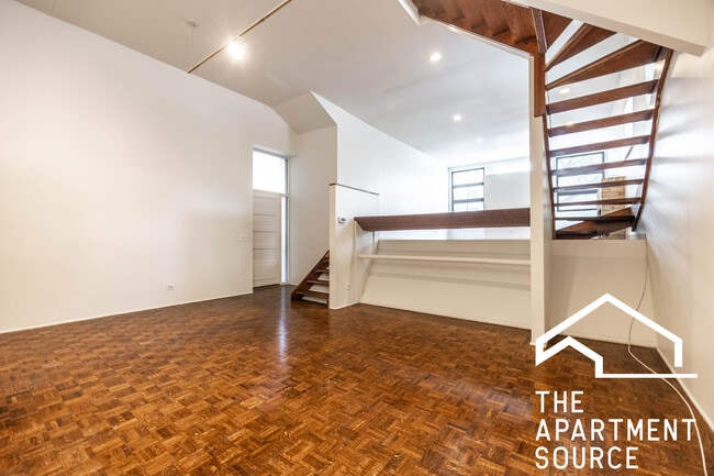 Foto del edificio - 2059 N Clifton Ave