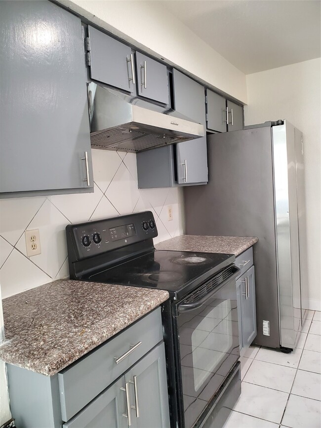 Building Photo - 10906 Nobility Dr