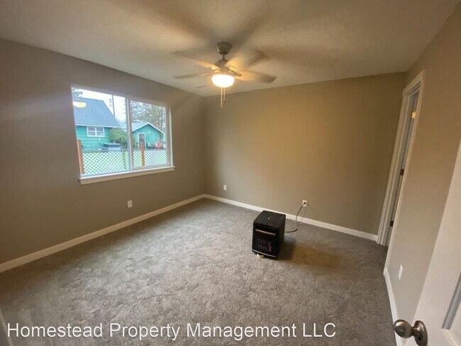 Building Photo - 3 br, 2 bath House - 520 1st Street