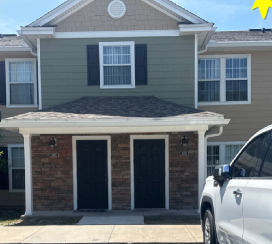 Foto principal - 303 Lighthouse Rd