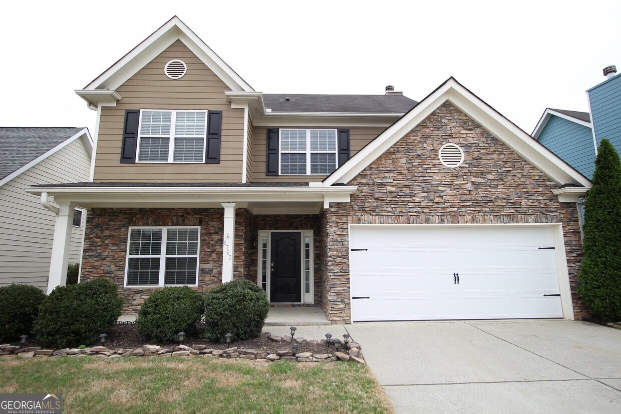 Primary Photo - 6763 Grand Hickory Dr