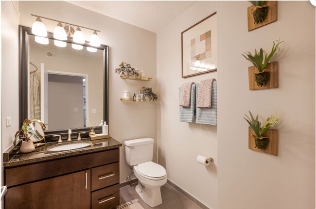 Foto del edificio - 347 E Ohio St