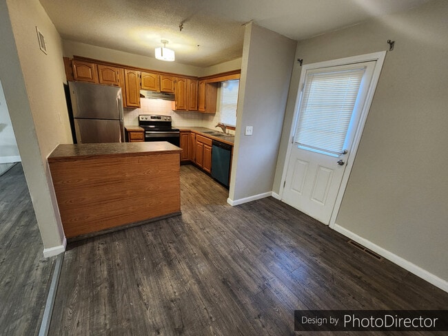 Building Photo - 8307 Ditzler Ave