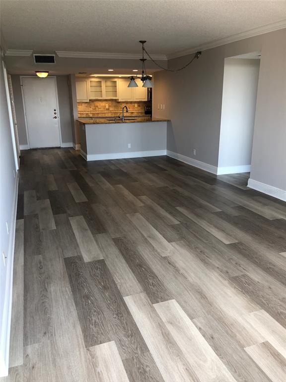 Foto del edificio - 6322 Palma Del Mar Blvd S