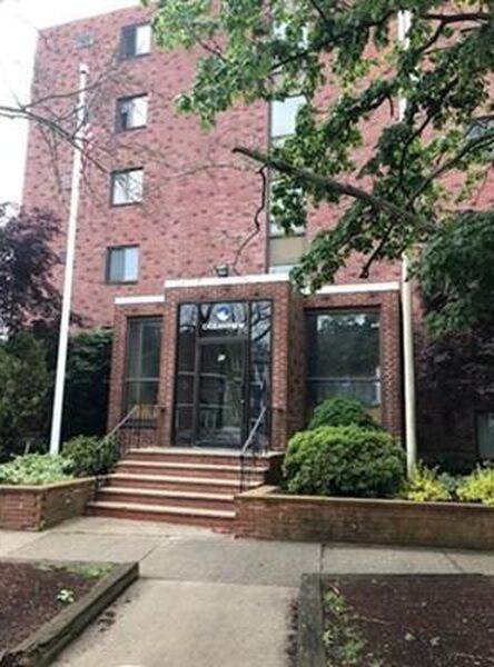 Primary Photo - 95 Nahant St