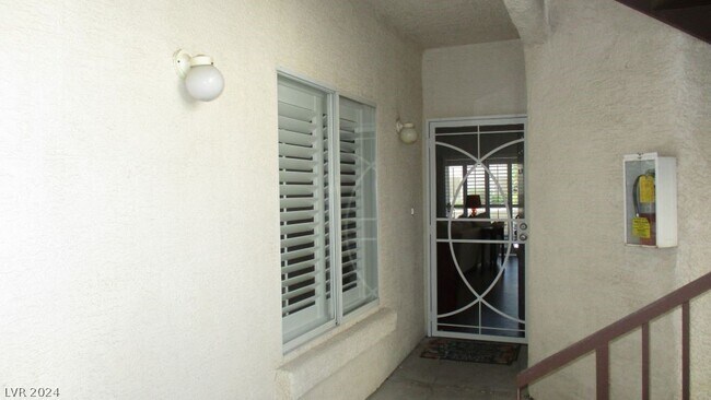 Foto del edificio - 4821 Black Bear Rd