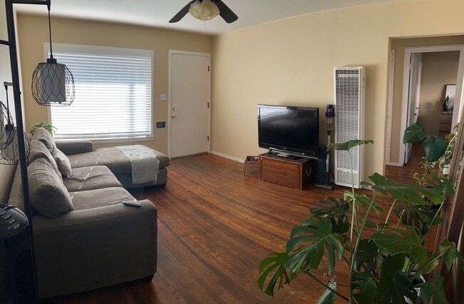 living - 1035 64th St