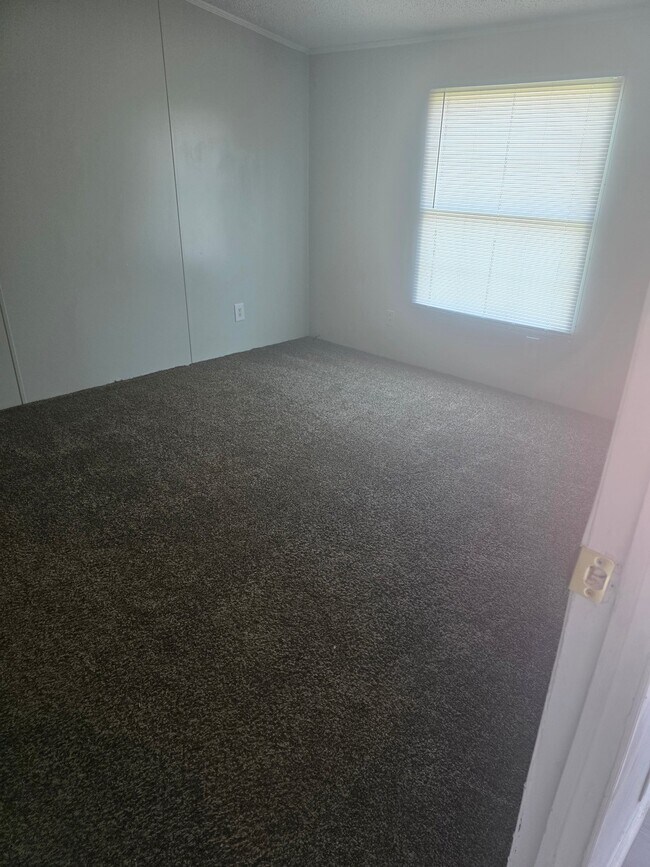 Foto del edificio - 1311 Knotty Elm Loop