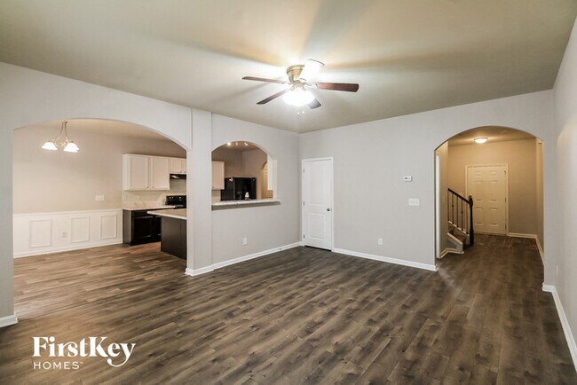 Building Photo - 44 Southwind Cir