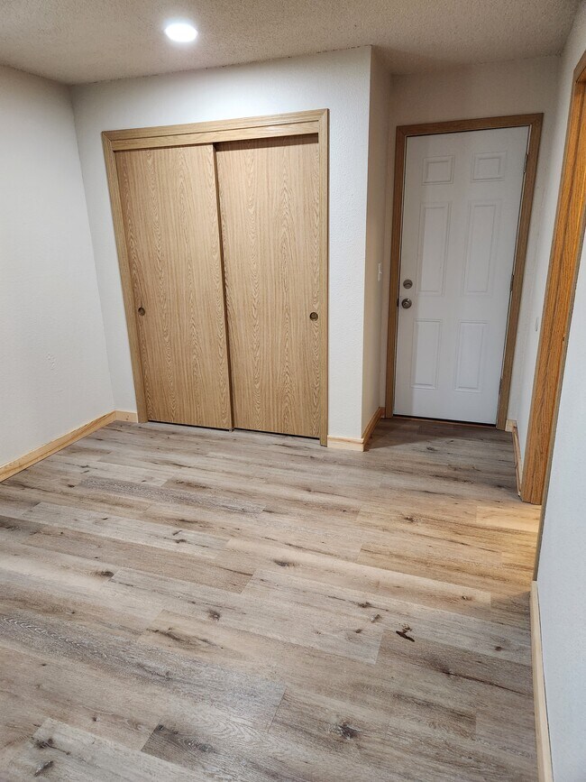 Foto del edificio - 13696 Gaffney Ln