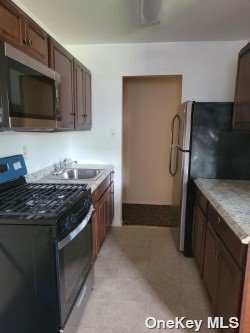 Building Photo - 3 A Hemlock Dr