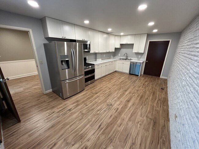 Foto del edificio - 7709 SR 23