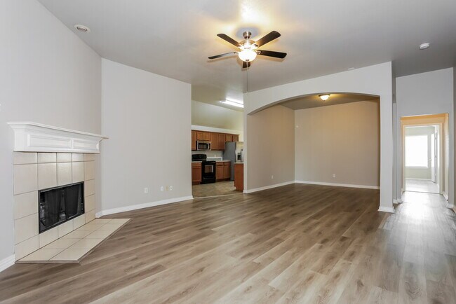 Foto del edificio - 344 Creekside Way