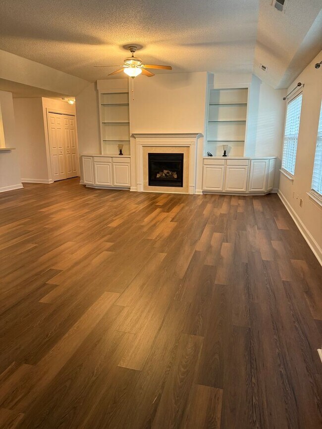 Foto del edificio - Move In Ready Condo