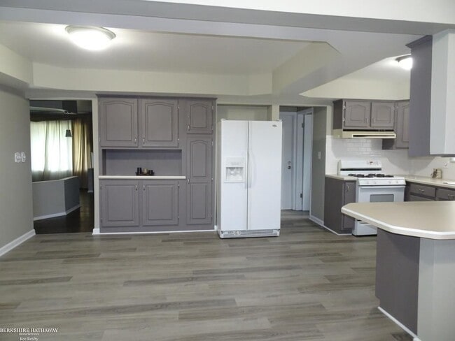 Building Photo - 32106 Gainsborough Dr