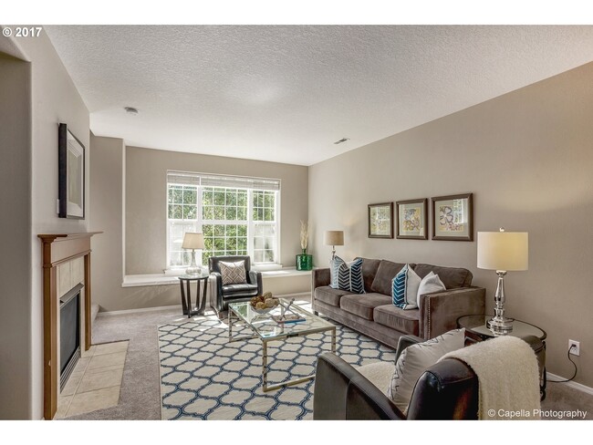 Building Photo - 5685 NE Orenco Gardens Dr