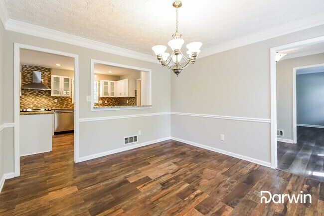 Building Photo - 2820 Spring Ridge Cir