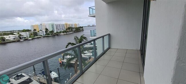 Foto del edificio - 7928 East Dr