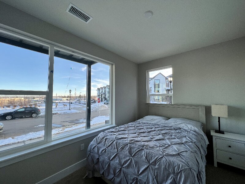 Foto principal - 5131 Vivian St