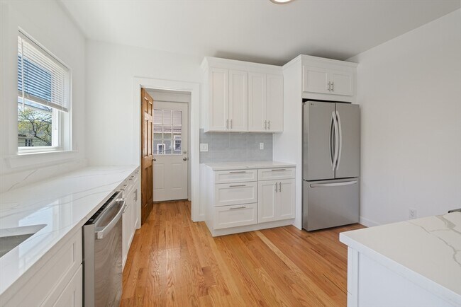 Foto del edificio - 216 Broadway