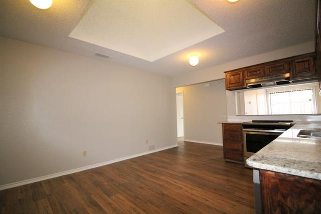 Building Photo - 12027 Leisure Way