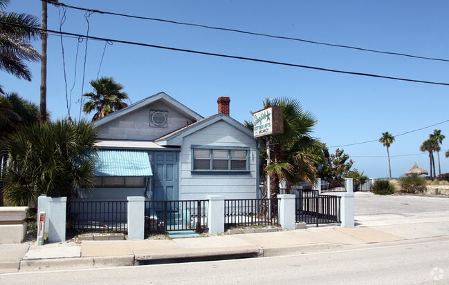 Building Photo - Starfish Cottage-Apartments