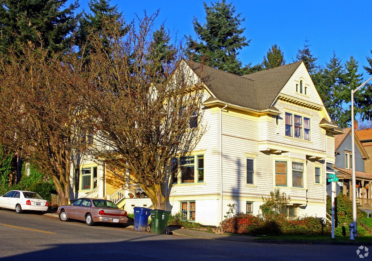 Primary Photo - 701-703 S 15th St