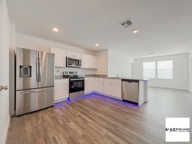 Building Photo - A Perfect Blend Of Comfort And Convenience Awaits In This NEW Single-Story 3/2 Home In Buckeye's Vil