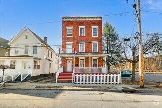 Building Photo - 94 Winnikee Ave