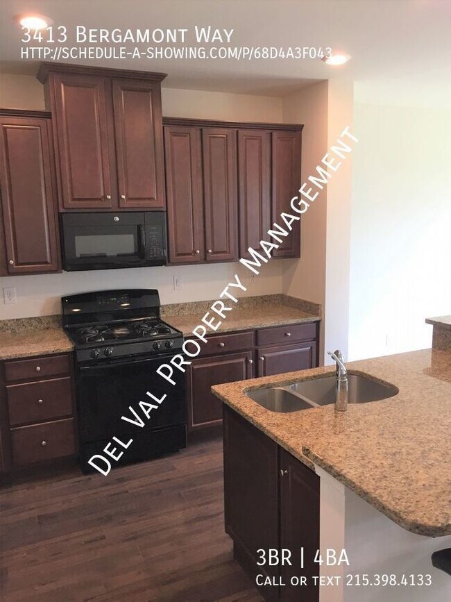 Building Photo - Spacious 3-Bedroom Townhouse for Rent - 34...