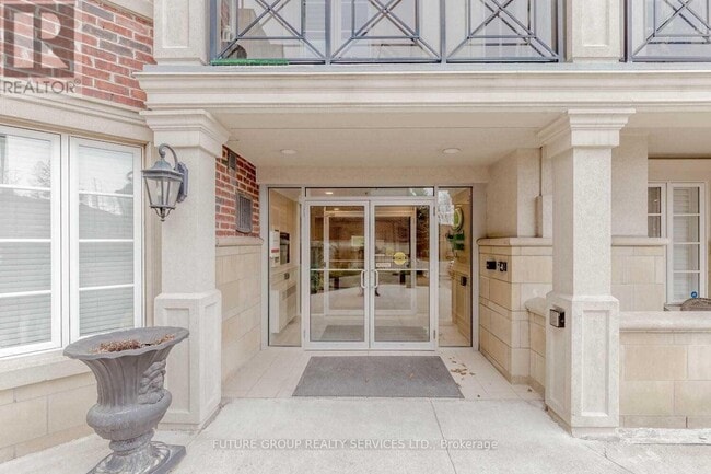 Building Photo - 3351-3351 Cawthra Rd