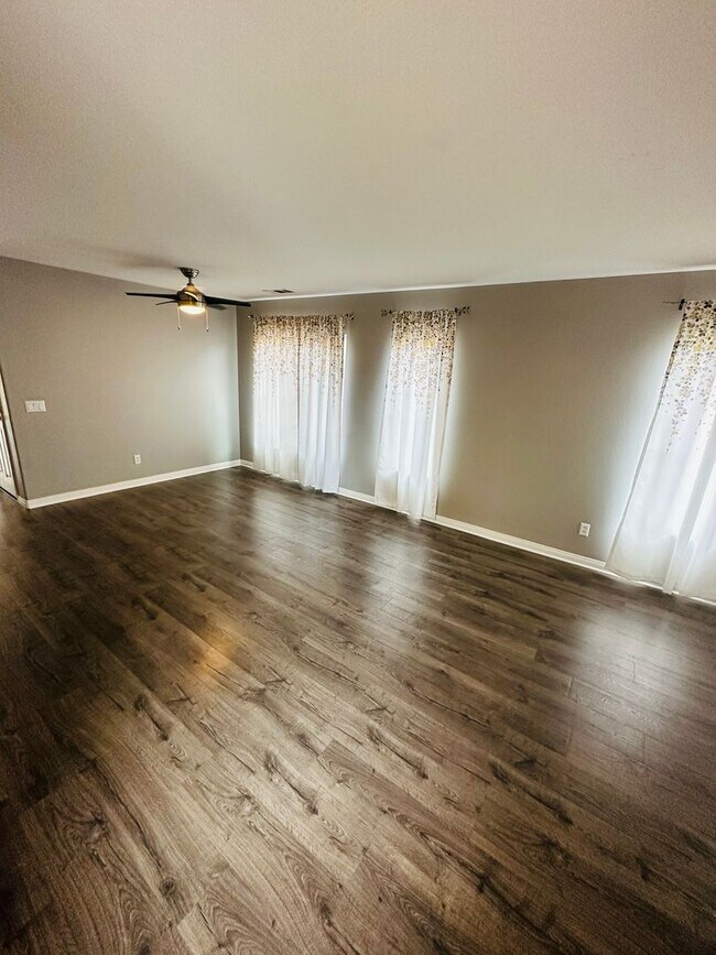 Foto del edificio - Coming Soon! Beautiful 4 bedroom Murrieta ...