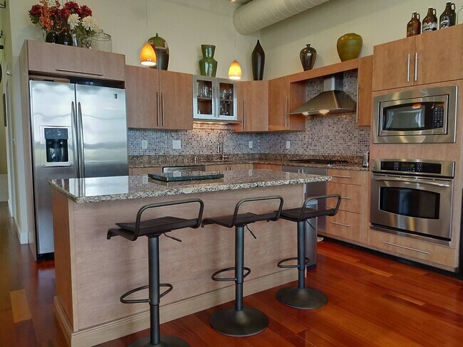 Building Photo - 10 Ocean Ave