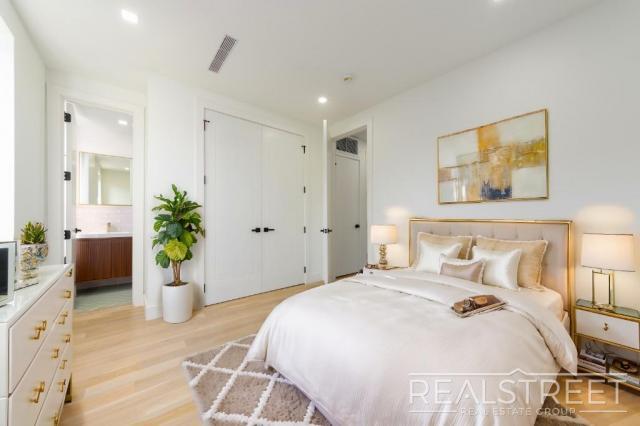 Building Photo - 2 bedroom in BROOKLYN NY 11205