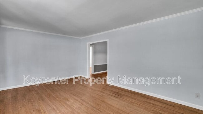 Building Photo - 2220 S Indianapolis Ave