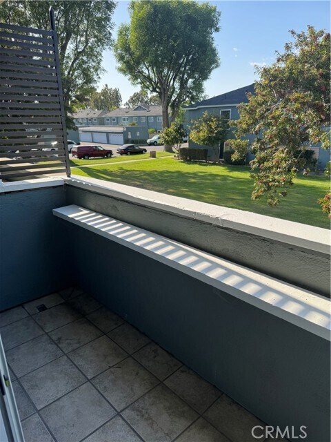 Foto principal - 8213 Santa Inez Pl