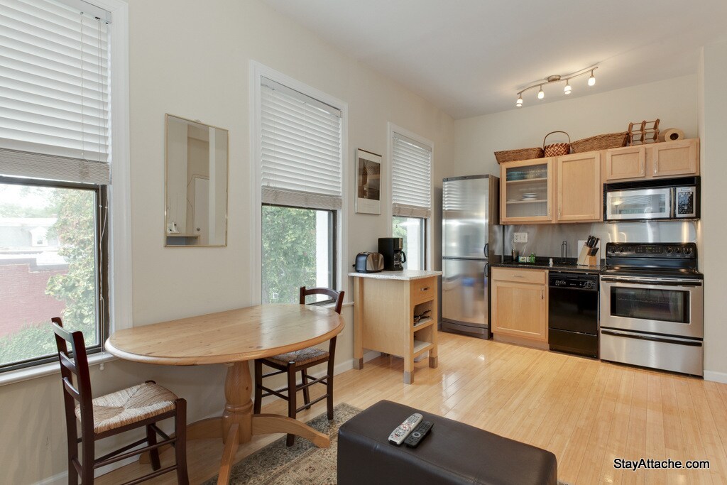 Primary Photo - 1822 15th St NW