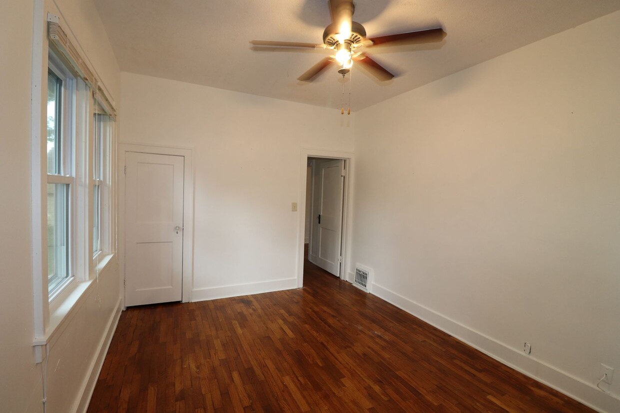 Primary Photo - Affordable home for Rent