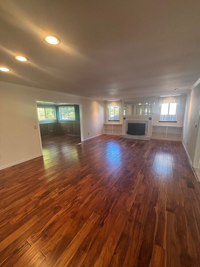 Foto del edificio - 3 Bedroom 2 Bathroom Single Family home in...