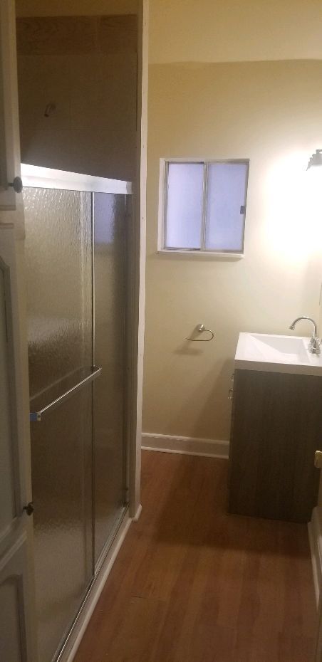Bathroom - 3533 Butler St