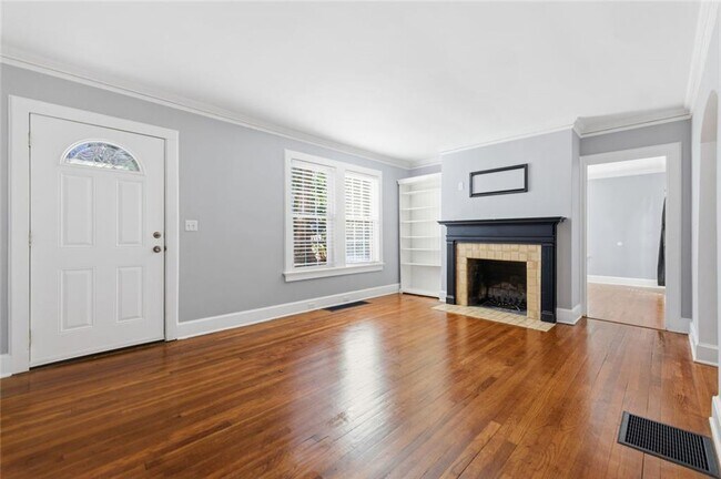 Building Photo - 1128 Scott Blvd