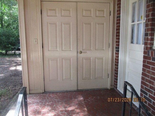 Building Photo - 614-B Haley St