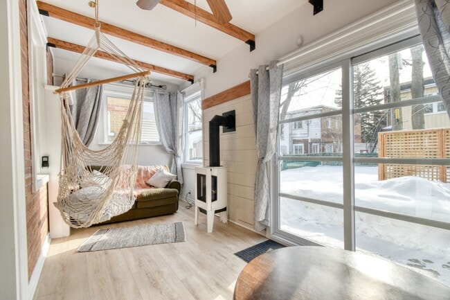 Sunroom - 1849 Rue De La Bastille