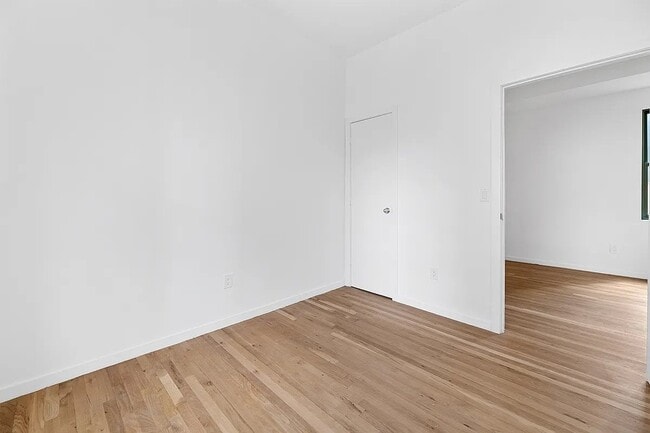 Building Photo - 239 W 63rd St