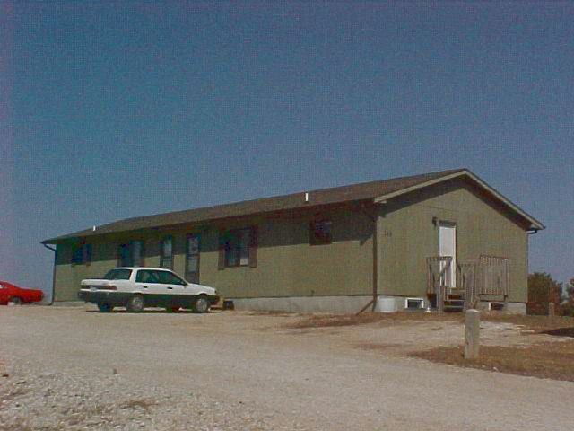 Building Photo - 145 Maple Ave