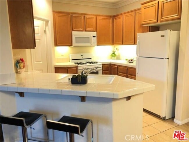 Building Photo - 9497 Jack Rabbit Dr