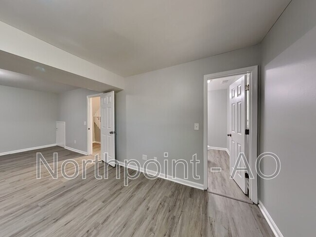 Foto del edificio - 397 Stanton Ridge Way SE