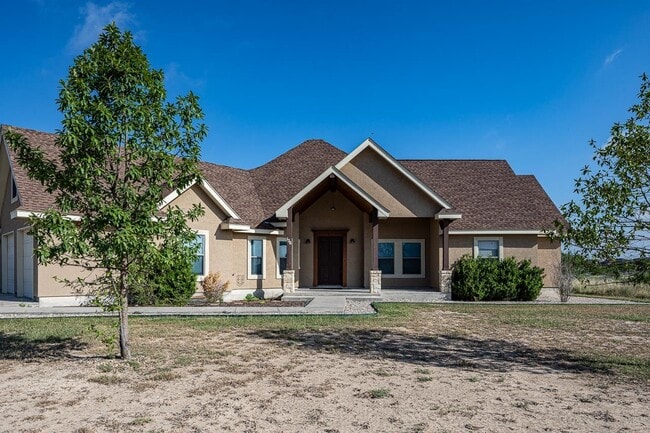 Building Photo - 136 Dos Caballos