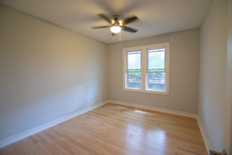 Primary Photo - 2734 S Bonfield St
