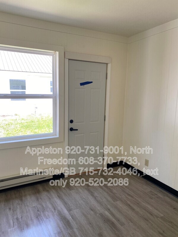 Building Photo - S7559 US-12